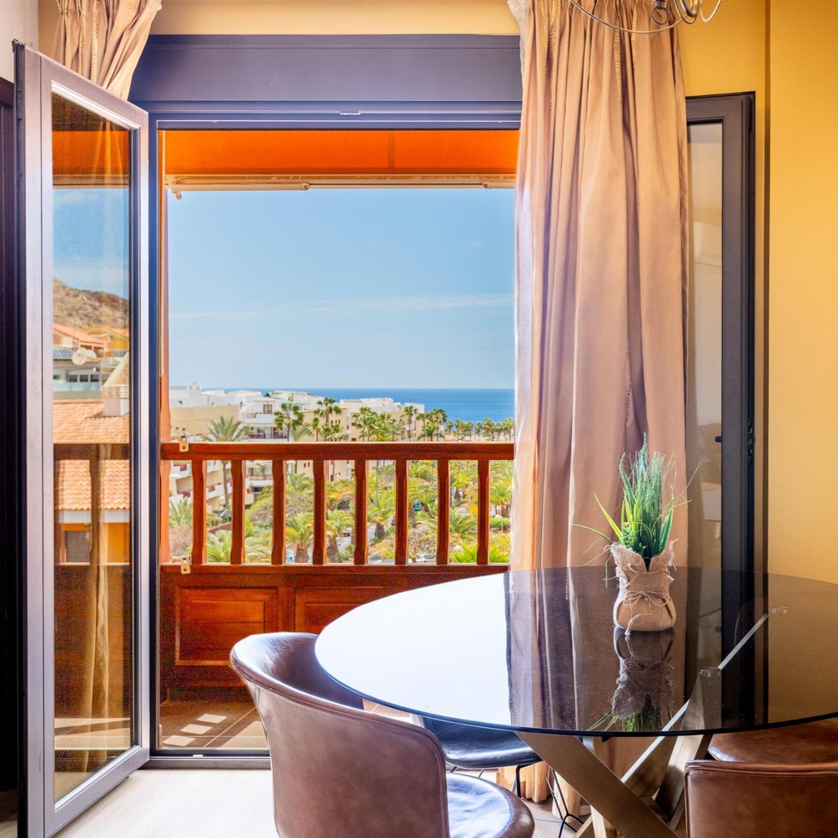 Sunset Palm Mar - Family Friendly Suites Eksteriør billede